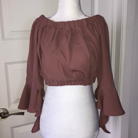 NWOT Reverse Blush Crop Blouse - Picture 2 of 3
